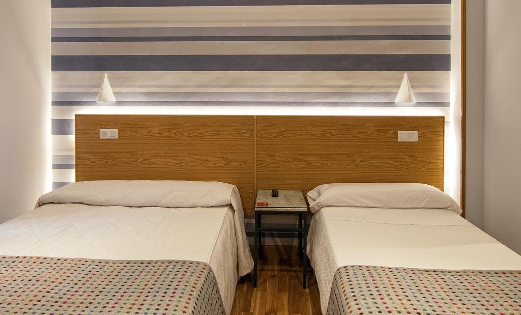 Hostal Bezana Burgos Ruang foto
