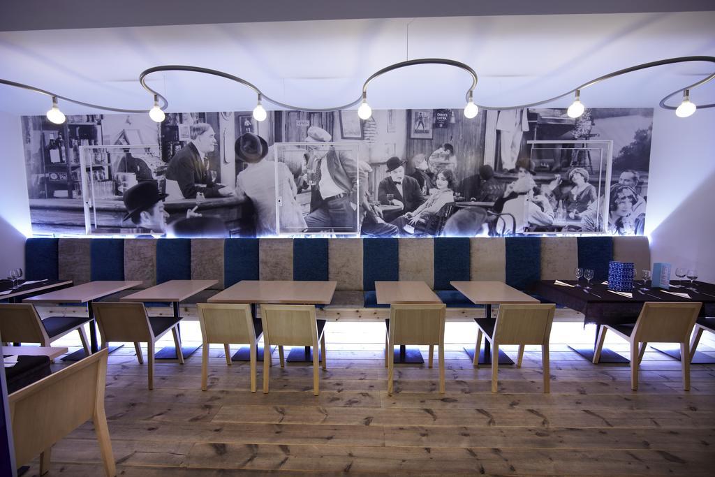 Hostal Bezana Burgos Bagian luar foto