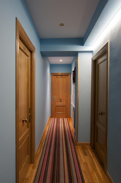 Hostal Bezana Burgos Bagian luar foto